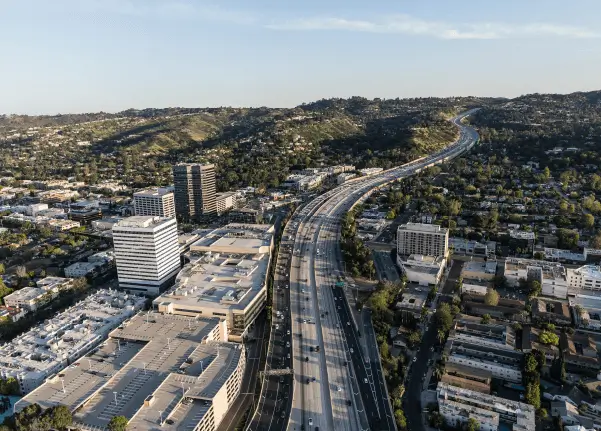 Image of buildings in the Sherman Oaks area, image takes user to submarket page